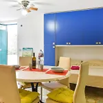 Apartment In With Wifi
