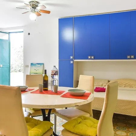 Apartment Beautiful Apartment In Capaci With House Sea View
